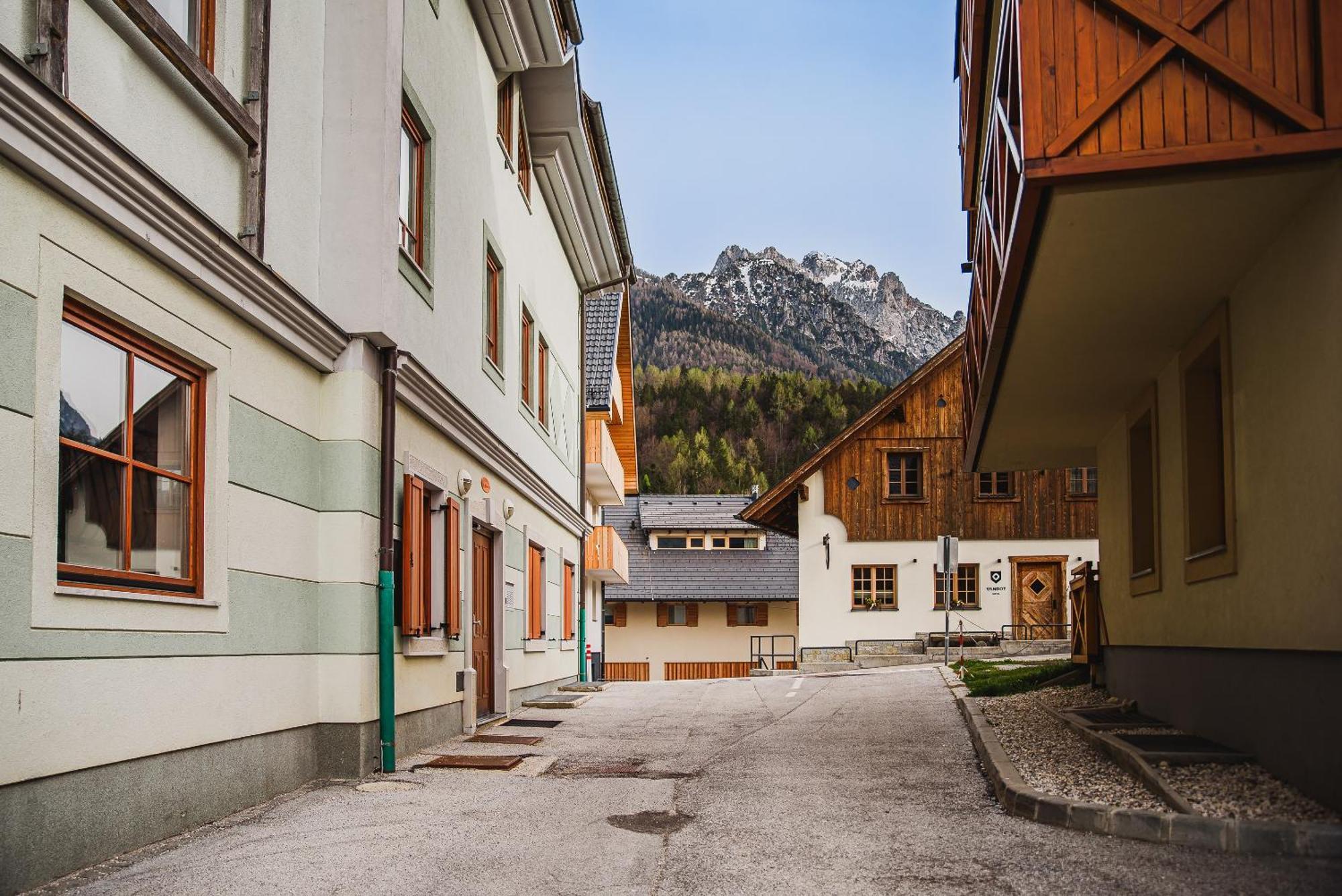 Apartments Slavec With Free Onsite Parking Краньска Гора Экстерьер фото